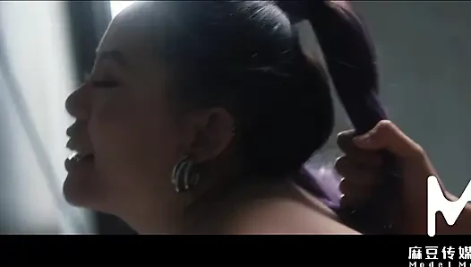 ModelMedia Asia - Three sexy girls in bikinis have a group orgy by the pool