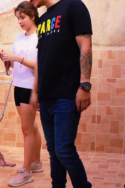 I Fuck the Locksmith Who Comes to Repair the Door Cum in Face