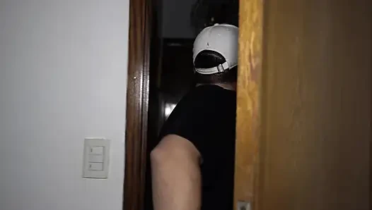 Lynn Scream forgets I'm her husband and gets hooked by the delivery Nicoph Cuckold Real