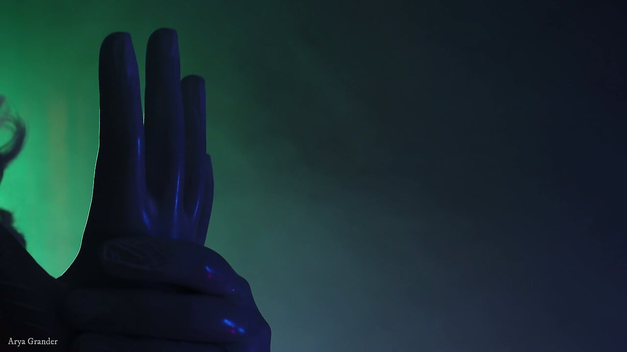 Medical gloves ASMR video (Arya Grander)