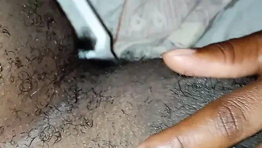 Ocak 2026'da siyah yarağımı tıraş ediyor