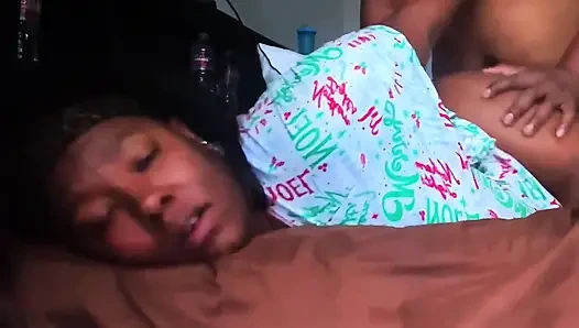 Camilan tengah malam 2