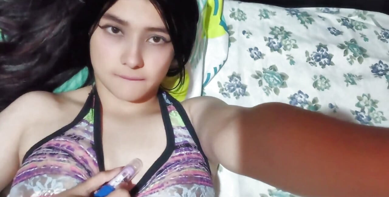 年輕亞洲女人的甜美小穴（真實自製）