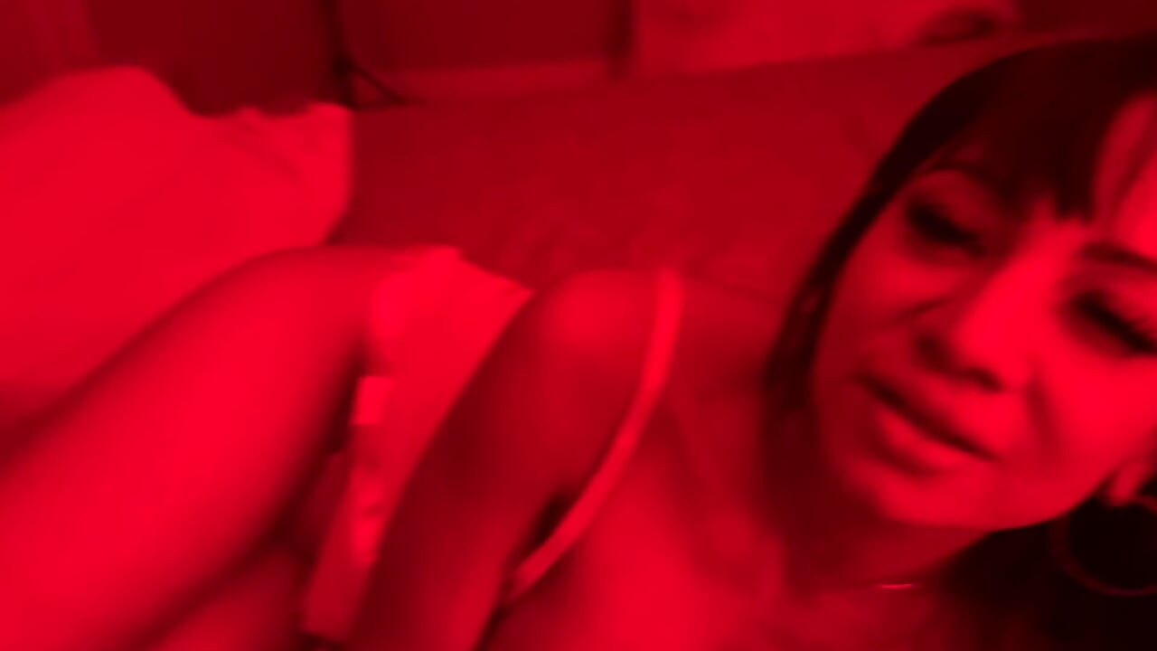 Неверная арабская хотвайф пробует арабский член