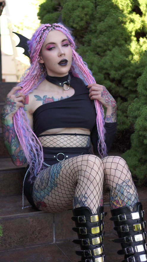 Dark tease