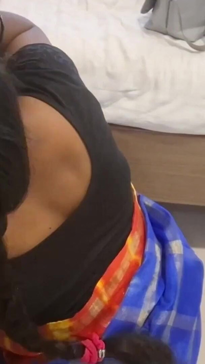 Indian Tamil salesgirl fucks stranger | Clip 1