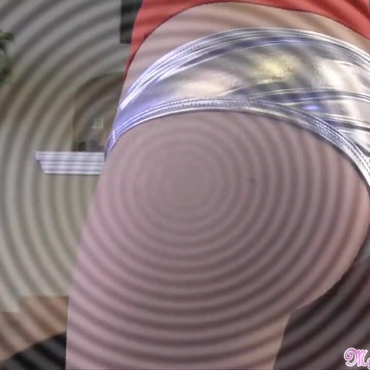 I live for Ellie's ass