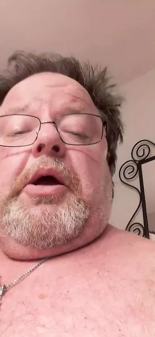 Drew's Huge Cumshot