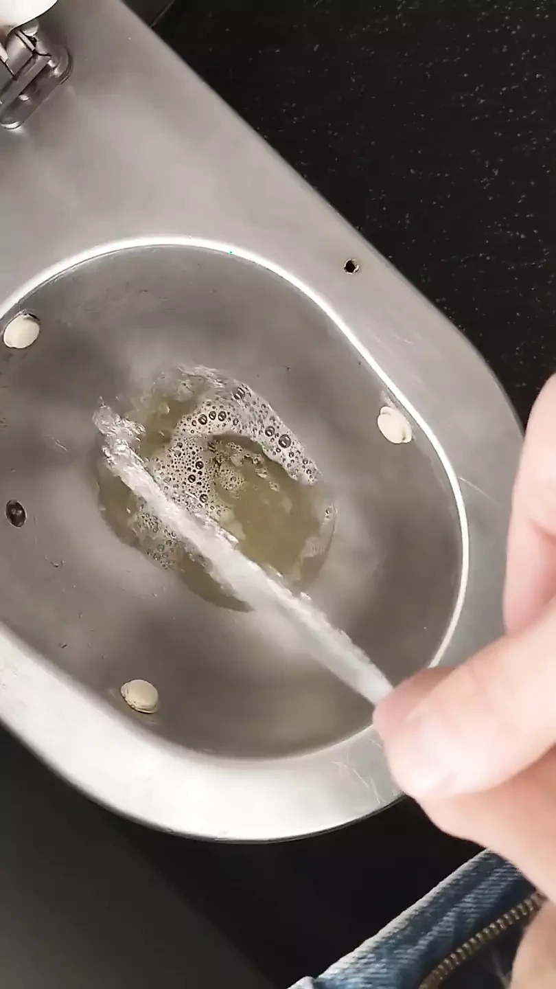 Bayer Pissing 2 Peeing Porn - Watch Free Porn