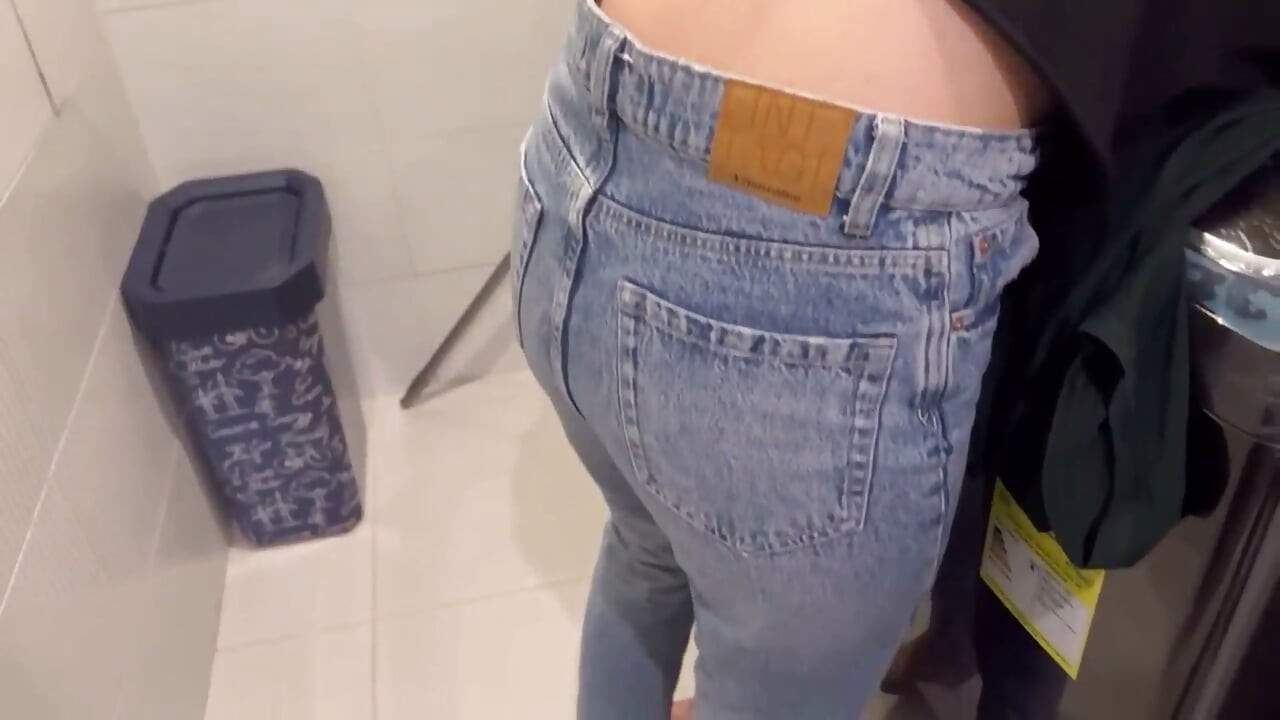 I want her and I don't mind fucking my best friend while doing her husband's laundry