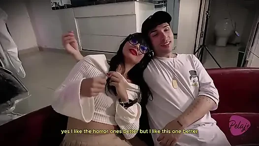 My Girlfriend Wants to Have Sex, but I Like Dick, so My Mother-in-law Helps Me Out.