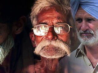 Uomini anziani in tutto il mondo 4