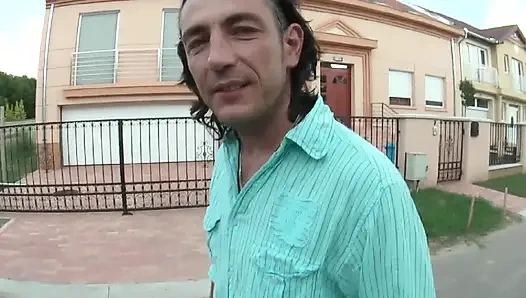 Блондинку-игрушку Отдолбили И Отсосали Яйца Мужики