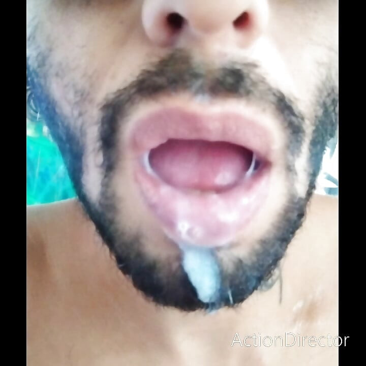 She make cum alot in his face