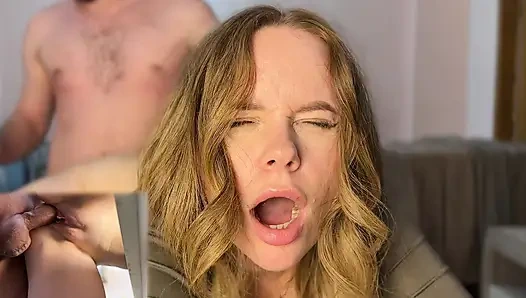 Üvey kız kardeşimi sikiyorum yakın çekim