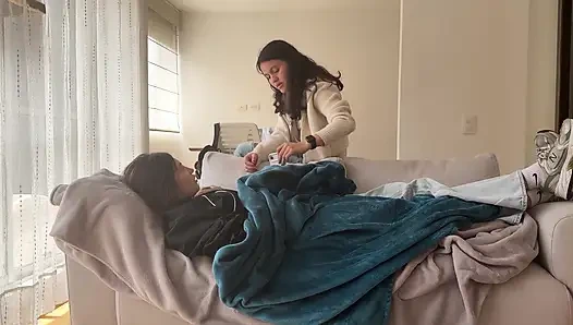 Eşim romantik lezbiyen seksin nasıl yapılacağını hatırlıyor