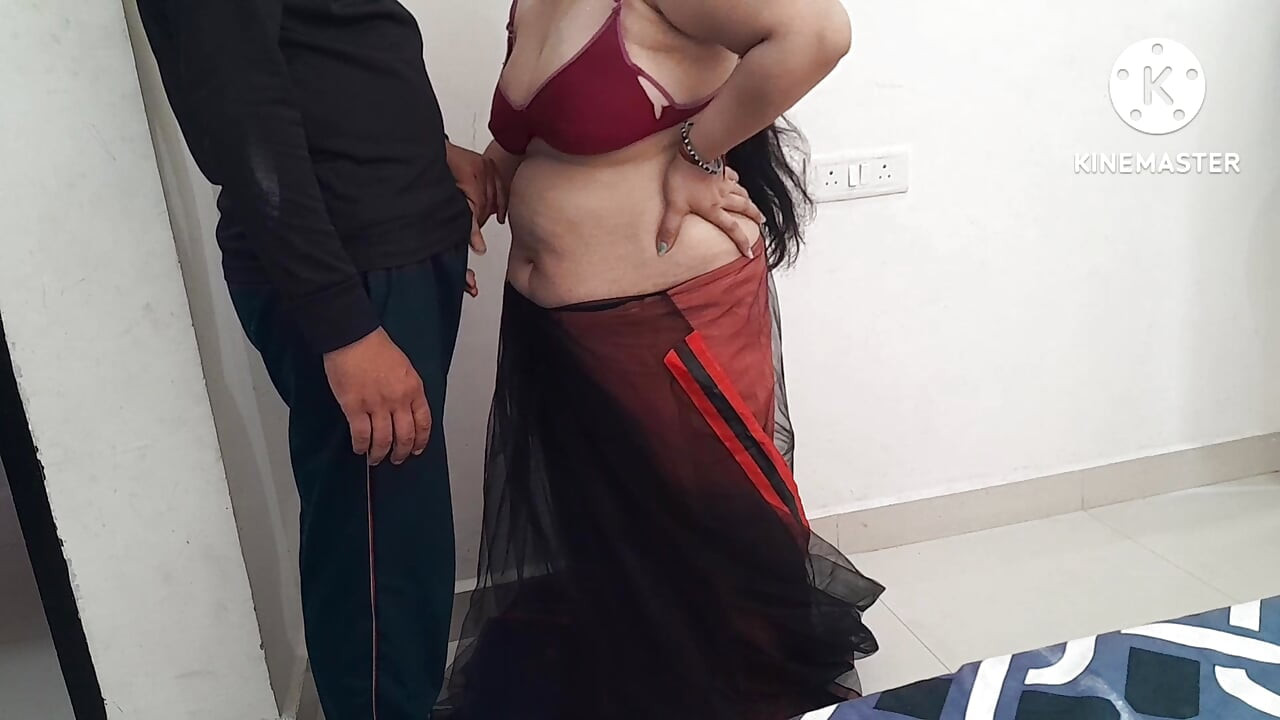 TAILOR MASTER FUCK BHABHI AT HOME IN HINDI AUDIO