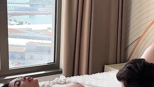 Kamerayı kurduk ve sevişirken bile orada olduğunu unuttuk.