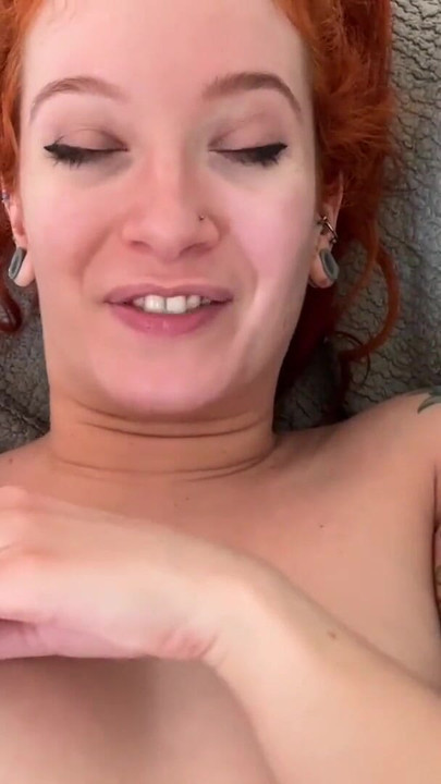 Fetiš njuškanja gaćica i prerana ejakulacija - Uzimanje nevinosti u POV igranje uloga - Cijeli video na Veggiebabyy Manyvids | Isječak 1