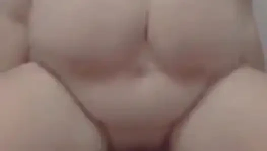 Reiten und tittenhüpfen