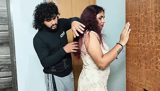 Masseurin und dame heiße massage mit hartem fick und Desi mädchen heiße muschi lecken