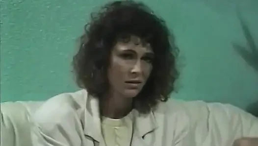 Büyük, İnce ve Sevimli Göğüsler