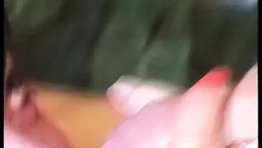 Anal sikilen Alman hatun aynı anda iki yarağı memnun etmekten hoşlanıyor