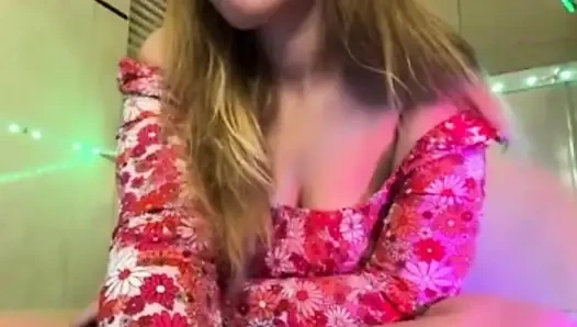 Yüze oturma ve sıkı mükemmel amcık sikişi