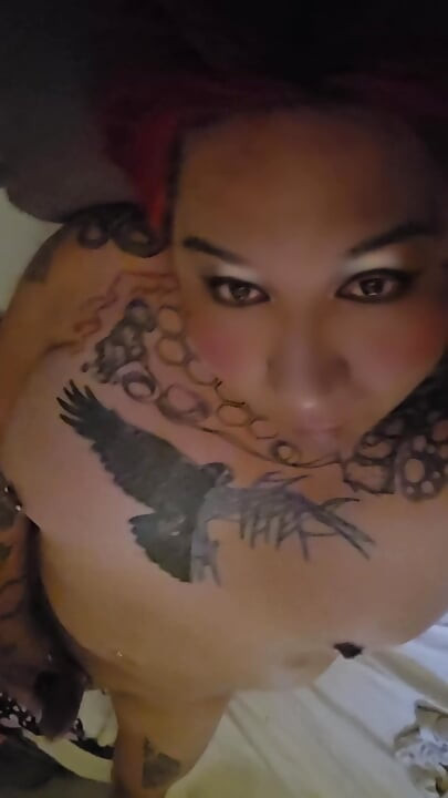 Hi gents SHEMALE HORNY COCK