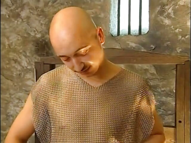 Cặp đôi người Đức lập dị thích làm femdom, đi tiểu và bdsm mềm mại - tập 2
