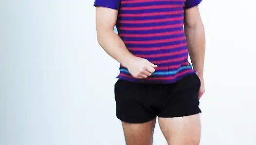 Mommy's Boy неверную мачеху Reagan Foxx чуть не застукали, делая дрочку пасынку!