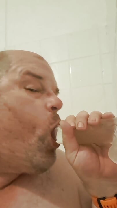 The Duties of a Slut, 1. the Blowjob of Cock