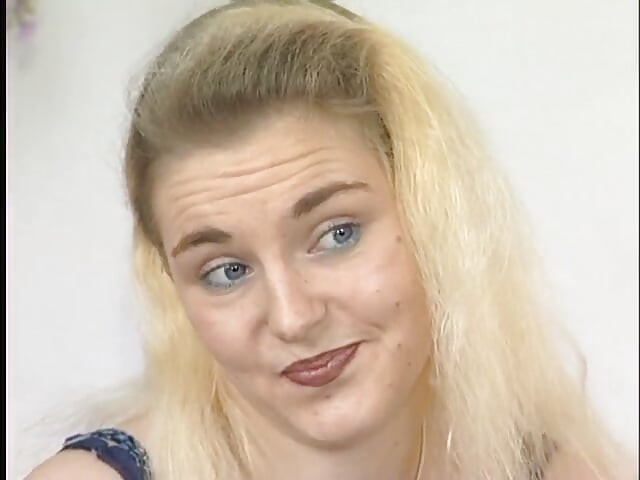 Blonde vixen wearing stockings dildoing pussy in vintage solo