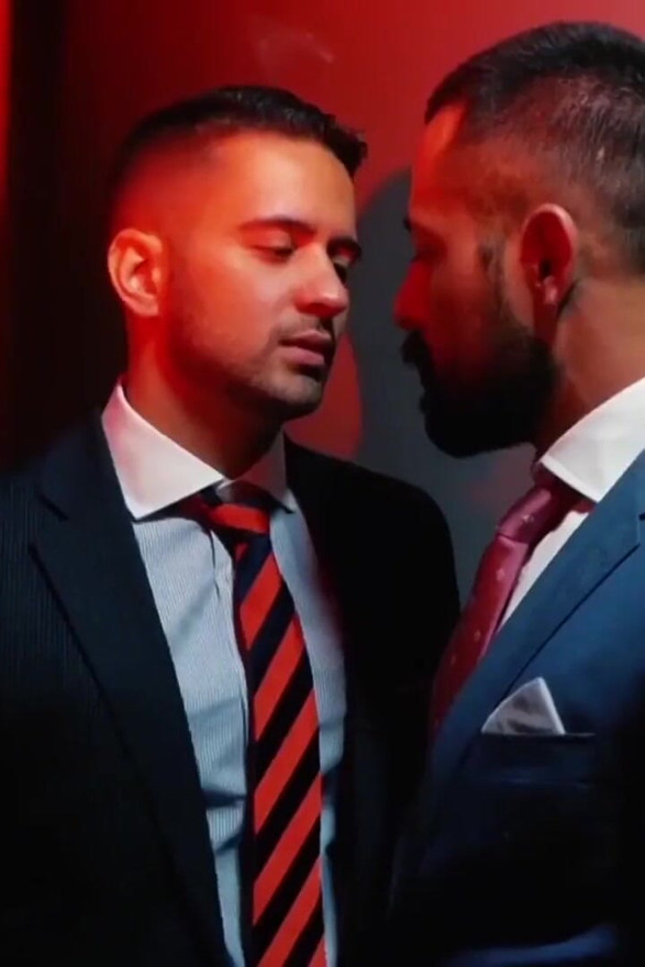 MENATPLAY - Dominant suited man Cristian Sam fucks Robbie Rojo