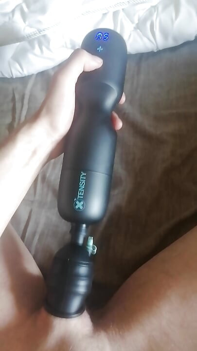 내 자지에 자위하는 XTensity - Sextoy Moans