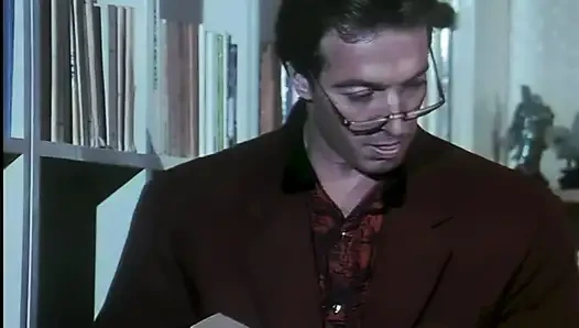 Si rambut merah toket besar ini melahap kontol