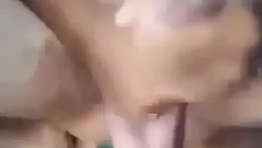 Desi gay in toylet masturbation