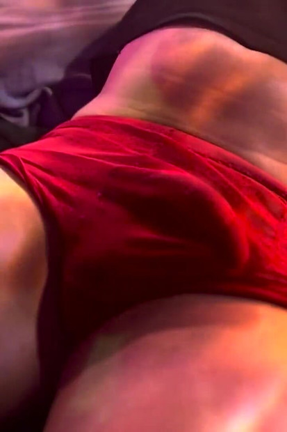 Massage and Scrub Leads to a Handjob