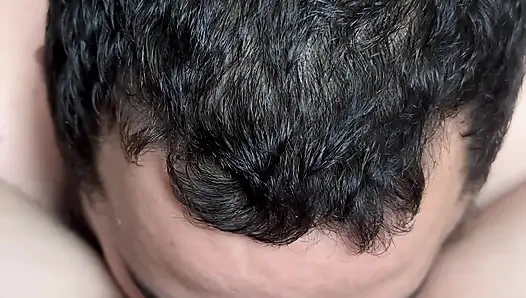 Kız arkadaşların amını yalıyor