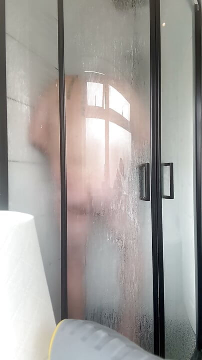 Horny Man Strips and Shaves off Pubic Hair