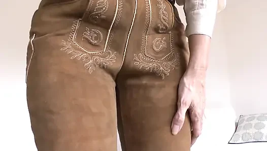 Bavyera lederhosen: göt koklayıcım ve dölüm ol, Lady Victoria Valente