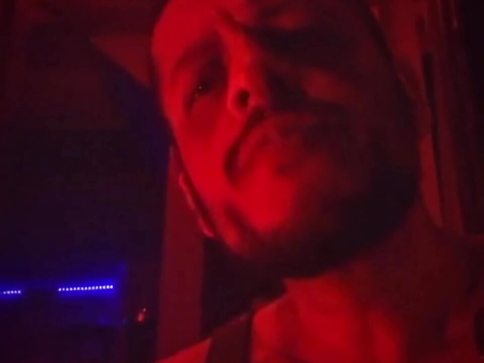Daddy can you feed my mouth with your pee