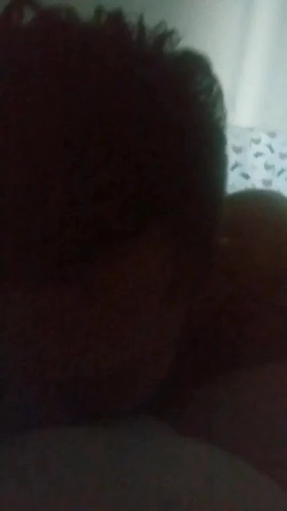 Eating pussy, 3 orgasms in 6 mins (turn audio up)