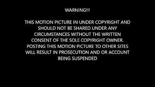 Analsklavin an Der Leine