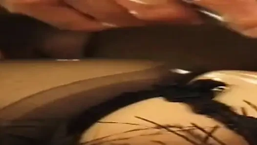 Aksi fingering ganas cewek hot ini sampai muncrat banyak banget