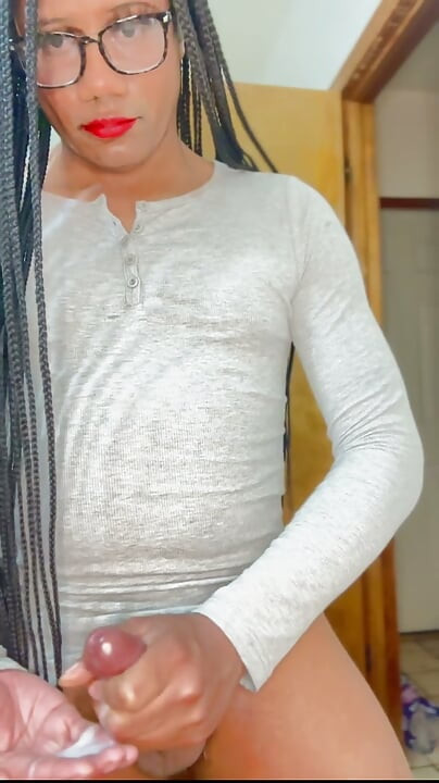 Naima masturbates and shoots huge nut