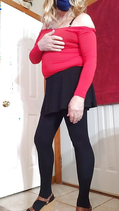 Gay Crossdresser tease in new outfit.