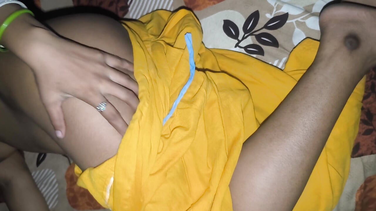 Индийская жена дези трахается