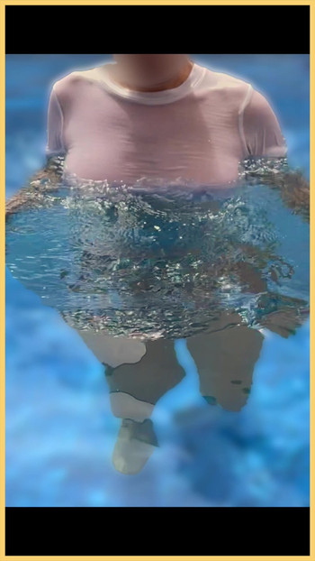 Wifey wet shirt in the pool with perfect braless tits