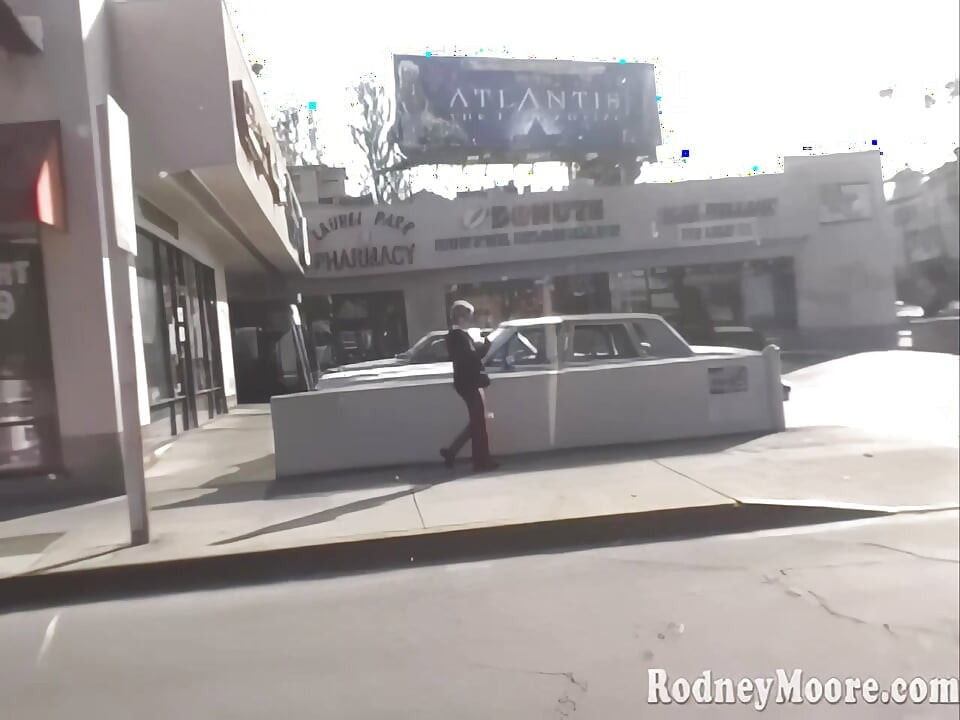 90s Hitchhiker Gets a Huge Facial and a Ride!